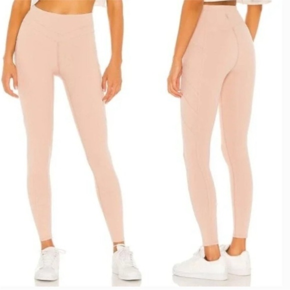 Free People Movement On Cloud Nine Nude Cream Yoga Athletic Leggings Size XS - Picture 16 of 16